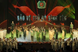 Khắc ghi truyền thống hào hùng, tiến bước vào kỷ nguyên mới