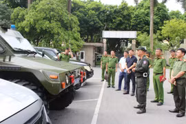 Trao đổi, học tập kinh nghiệm công tác Cảnh sát cơ động giữa Công an Hà Nội và Công an tỉnh Hà Tĩnh