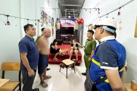 Bí ẩn bên trong quán cà phê ‘Hát cho nhau nghe’