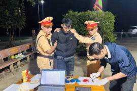 Nam thanh niên 17 tuổi vướng vòng lao lý vì mua bán ma túy