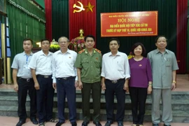 Lắng nghe nhiều ý kiến tâm huyết của cử tri