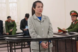 Được hoãn ngồi tù, thiếu phụ xinh xắn lại "dính" vào ma túy