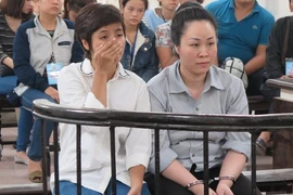 Vào bệnh viện "diễn kịch" lừa đảo xin việc làm