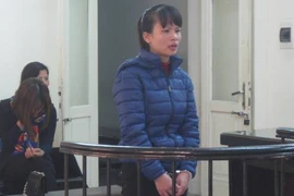 Mạo nhận nhân viên Mobifone chiếm đoạt gần 2,4 tỷ đồng