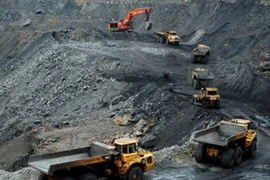 Đã đến lúc phải cấm xuất khẩu than