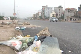 Thực trạng rác thải trên "con đường nghìn tỷ"
