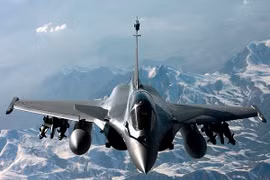 Pháp bàn giao thêm cho Ai Cập 3 chiến đấu cơ Rafale