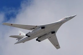  Nga tiếp nhận 10 máy bay ném bom chiến lược và 2 tàu ngầm