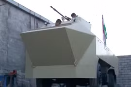 Người dân Iraq tự chế xe tăng giúp chính phủ chống Nhà nước Hồi giáo (IS)