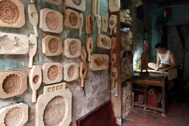 Nhà nhiếp ảnh Lê Bích: Níu giữ ký ức Trung thu xưa