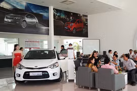 Ô tô giá rẻ ùn ùn vào Việt Nam