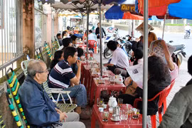Mập mờ cà phê trộn đậu nành, bột ngô