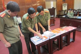 Hoàn chỉnh bài thi tham gia cuộc thi tìm hiểu Hiến pháp nước CHXHCN Việt Nam