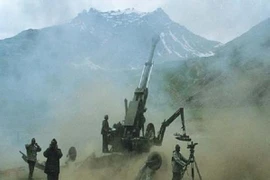 Giao tranh giữa Ấn Độ và Pakistan làm 4 trẻ em bị thương