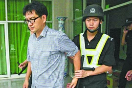 Phá đường dây buôn bán... trứng người