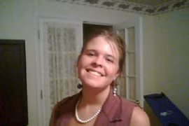 Kayla - con tin người Mỹ, đã viết gì từ trại giam của IS?