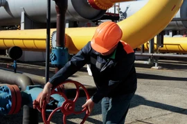 Ukraine không thanh toán tiền, Nga dọa cắt khí đốt