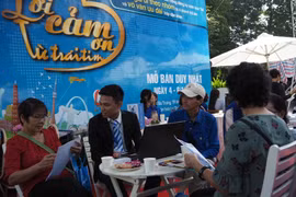 Khách hàng nô nức mua tour giảm giá 40%