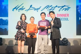 800 du khách Việt gặp gỡ diễn viên "Hậu duệ Mặt trời"