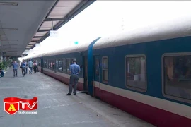 Bán vé tàu Tết qua mạng từ ngày 1-10 