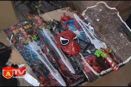 Thu giữ hàng nghìn đồ chơi trẻ em bạo lực