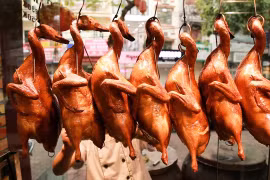 Thịt vịt và lời đồn “kiêng ăn đầu tháng”