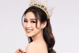 Hoa hậu Đỗ Thị Hà thừa nhận gặp nhiều áp lực sau khi đăng quang 