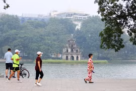 Nhịp sống “bình thường mới” ở Hà Nội 