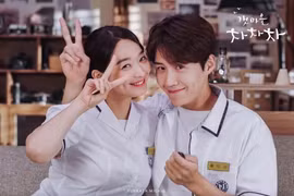 Hometown Cha-Cha-Cha - dấu ấn từ “chuyện tình làng biển”