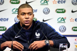 Kylian Mbappe từng cân nhắc chia tay tuyển Pháp