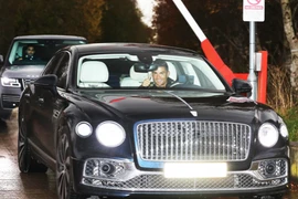 Ronaldo sắp phải 'vứt xó' bộ sưu tập siêu xe vì HLV Rangnick