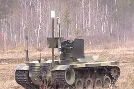 Nga công bố video thử nghiệm robot bảo vệ cơ sở tên lửa chiến lược