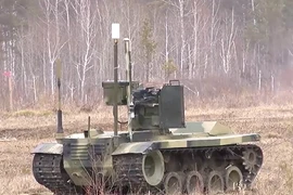 Nga công bố video thử nghiệm robot bảo vệ cơ sở tên lửa chiến lược