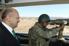 Ankara sắp hoàn tất "Vạn lý trường thành" dọc biên giới với Syria