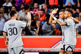 Bộ ba Messi - Neymar - Mbappe bùng nổ, PSG vùi dập Lille 7-1