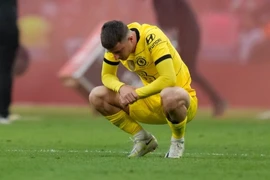 Chelsea lập hattrick thua chung kết FA Cup