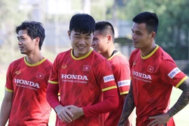 Nhiều cầu thủ Việt Nam nhớ Tết quê nhà khi chuẩn bị đấu Australia