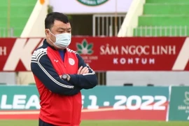 HLV Trương Việt Hoàng mắc Covid-19 trước trận Viettel gặp Sài Gòn FC