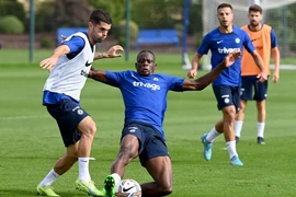 Sân tập Chelsea căng thẳng sau khi Tuchel ra đi
