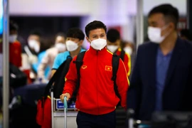 ĐT Việt Nam về Hà Nội, gấp rút chuẩn bị tiếp đón Trung Quốc