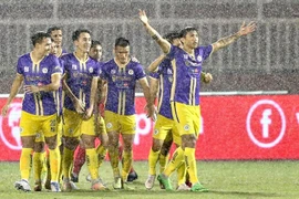Hà Nội FC thắng CLB TP.HCM 6-0 ngay trên sân Thống Nhất