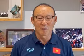 HLV Park bất ngờ dùng mạng xã hội khi chuẩn bị chia tay ĐT Việt Nam