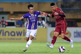 Sau vụ mất trộm giày, Hà Nội FC thua đậm Bình Định trên sân nhà