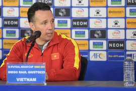 HLV tuyển futsal Việt Nam muốn học trò đánh bại Nhật Bản