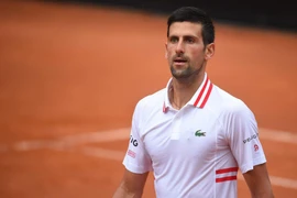 Djokovic bị trục xuất, không được dự Australia Open