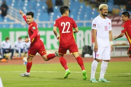 Thắng đẹp Trung Quốc, tuyển Việt Nam trở lại top 100 thế giới