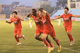 Thắng nghẹt thở, CLB CAND chính thức lên V-League