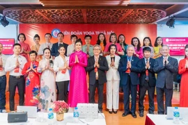 Ra mắt Liên đoàn Yoga Hà Nội