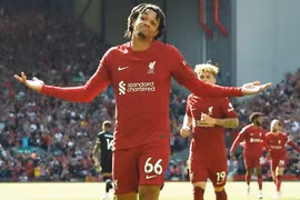 Liverpool trút giận bằng chiến thắng kinh hoàng 9-0