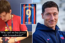 Áo đấu Lewandowski 'cháy hàng' vì lý do hài hước